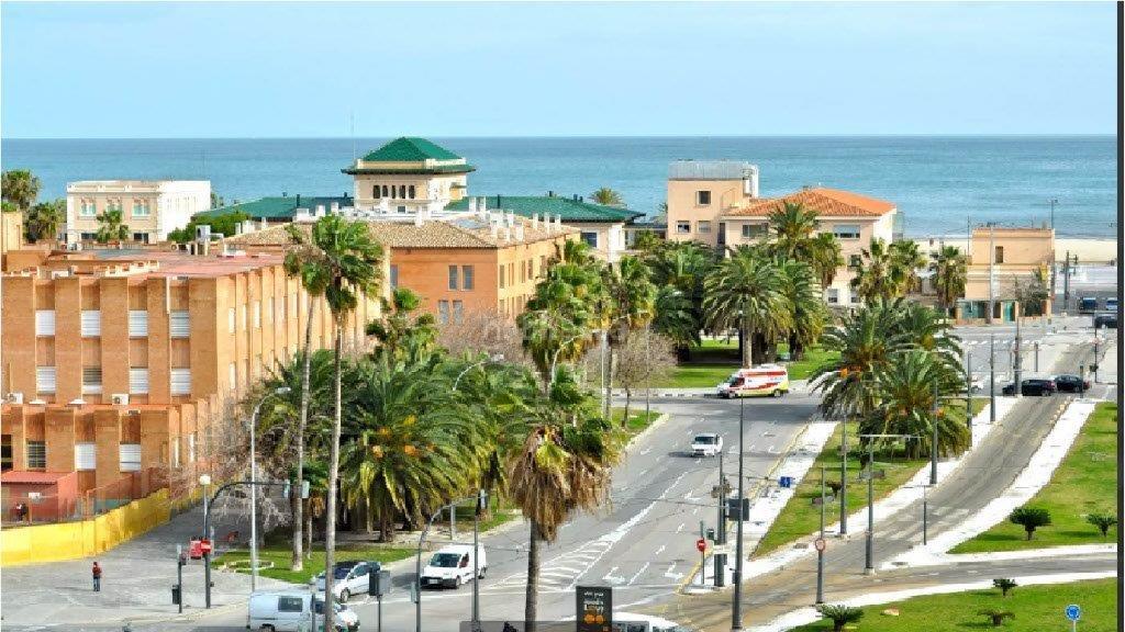 Malvarosa Beach Family Valencia Bagian luar foto